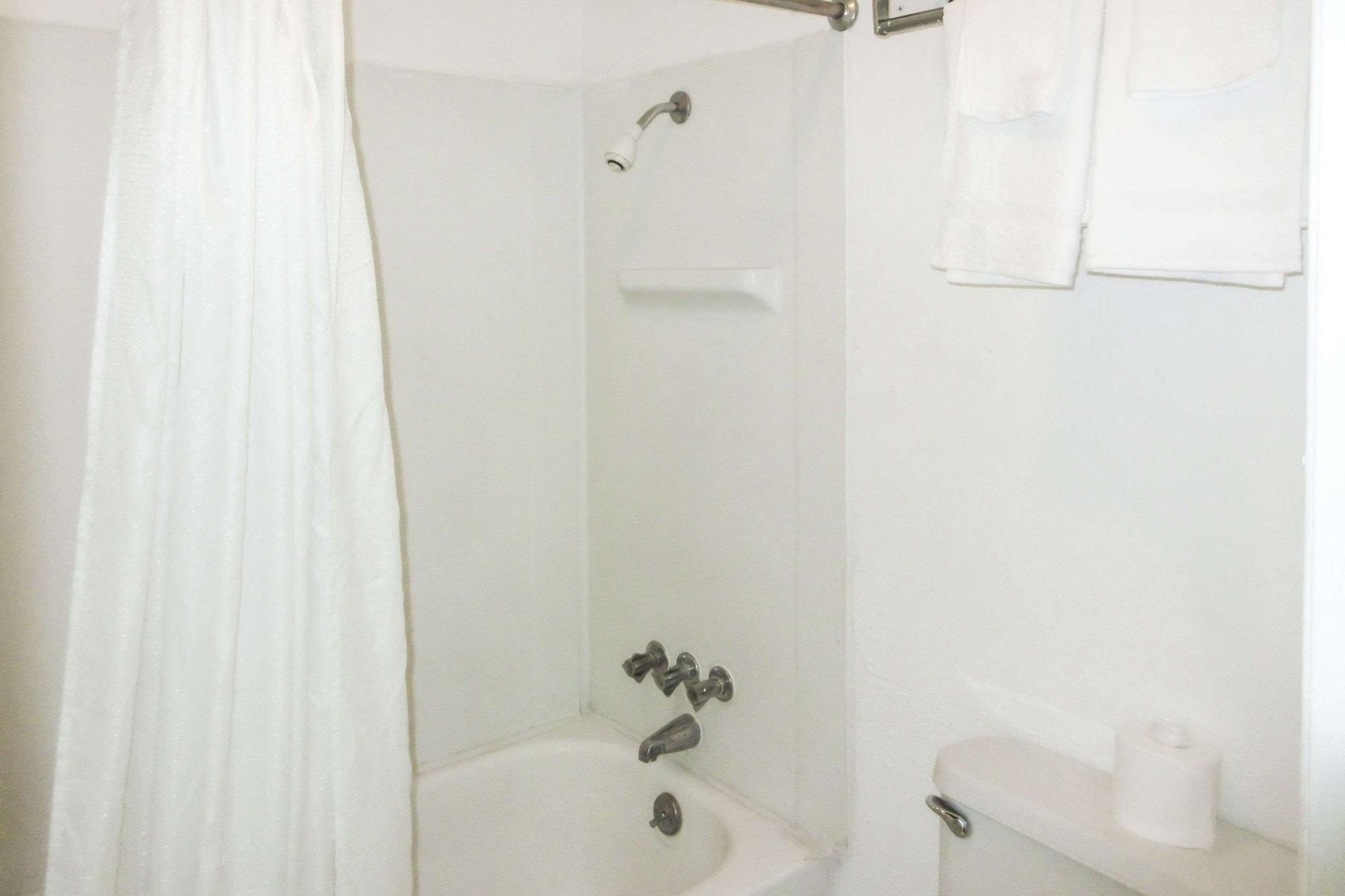 Rodeway Inn Brazil Eksteriør billede